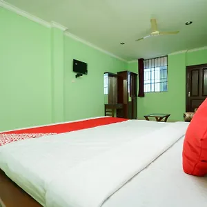 Hotel Oyo Flagship Malabar Plaza Residency, Kochi